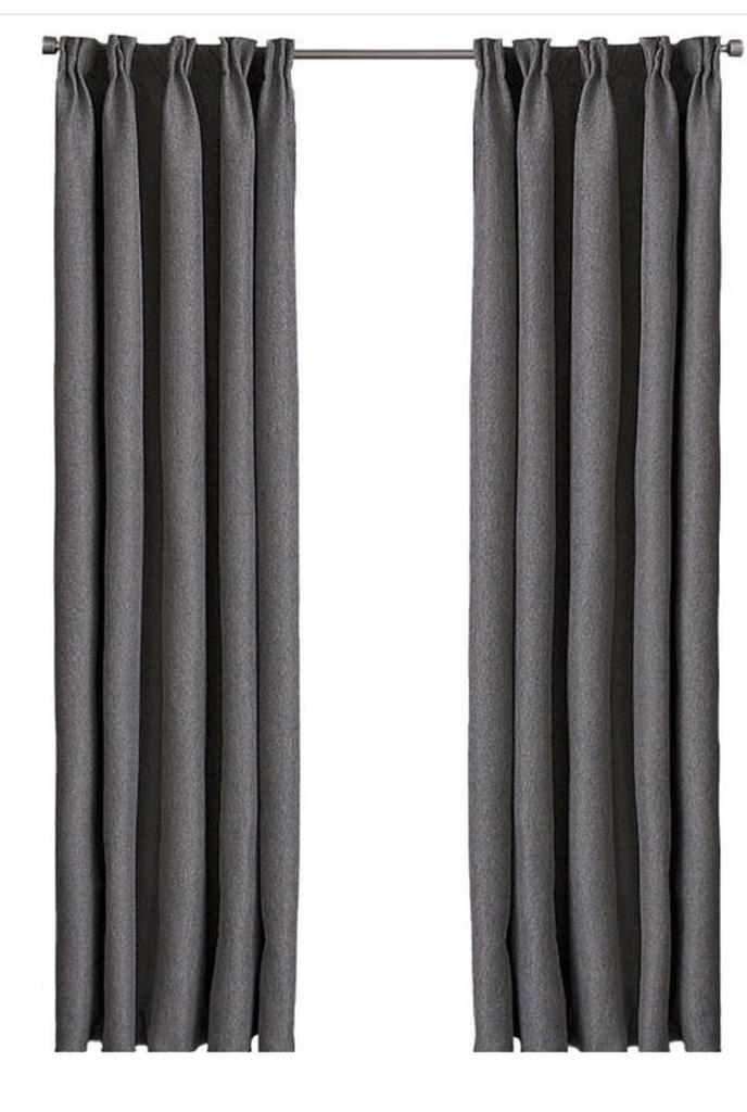 Larson effen blackout gordijn-met haken- 1.5m x 2.7m 2 stuks, Ophalen, Nieuw