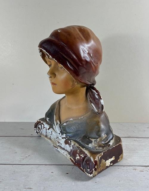 Buste Belle Epoque jonge vrouw met hoofddoek, Antiek en Kunst, Curiosa en Brocante, Ophalen of Verzenden