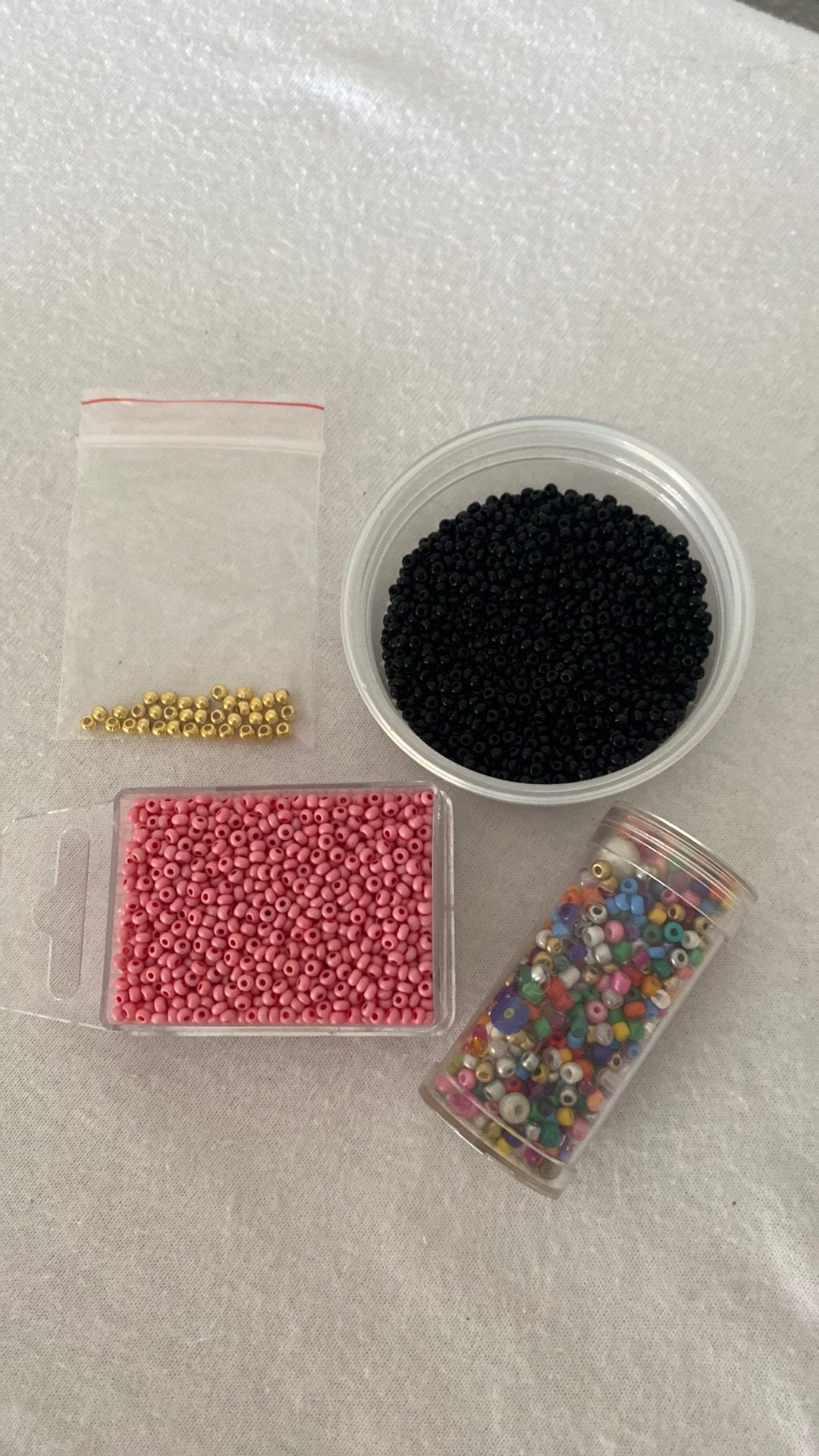 Diverse mm kraaltjes, Hobby en Vrije tijd, Kralen en Sieraden maken, Ophalen of Verzenden, Zo goed als nieuw, Kraal