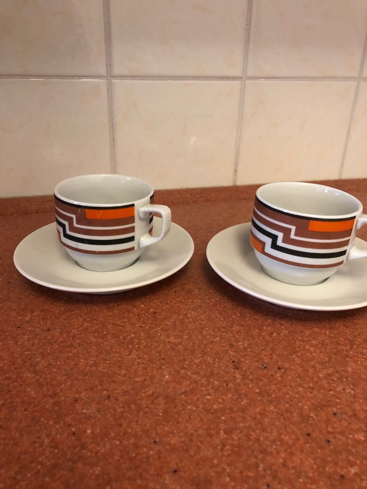 Set van 2 vintage koffiekopjes met schotels, Ophalen, Gebruikt, Keramiek, Vintage