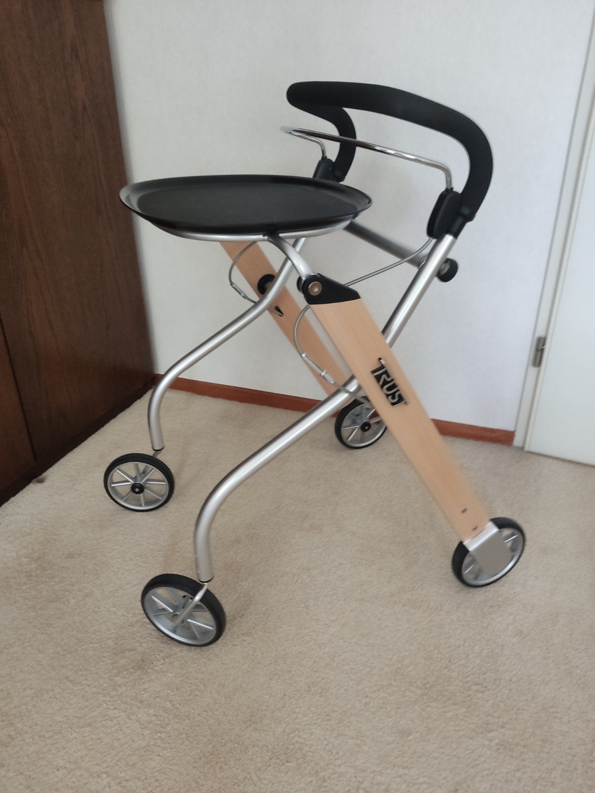 Rollator voor in huis, Diversen, Ophalen, Zo goed als nieuw