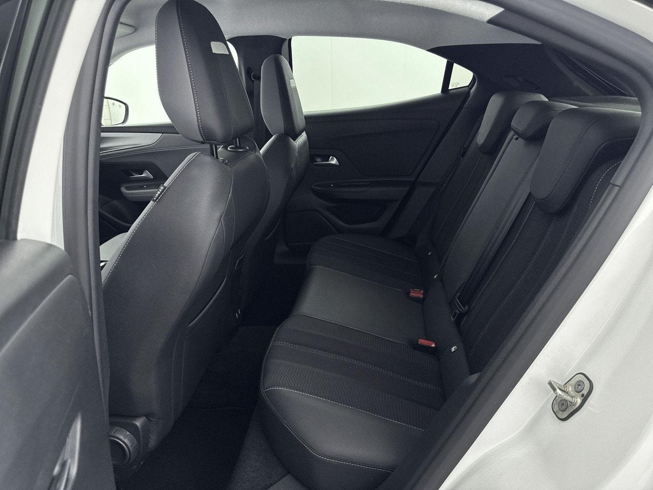 Foto 14 van Opel Mokka-e Business Elegance 50-kWh | 1ste eigenaar | Stoe
