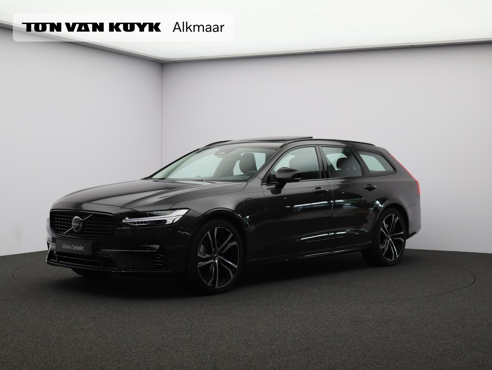 Volvo V90 2.0 T8 Plug-in hybrid AWD Ultra Dark / Trekhaak /
