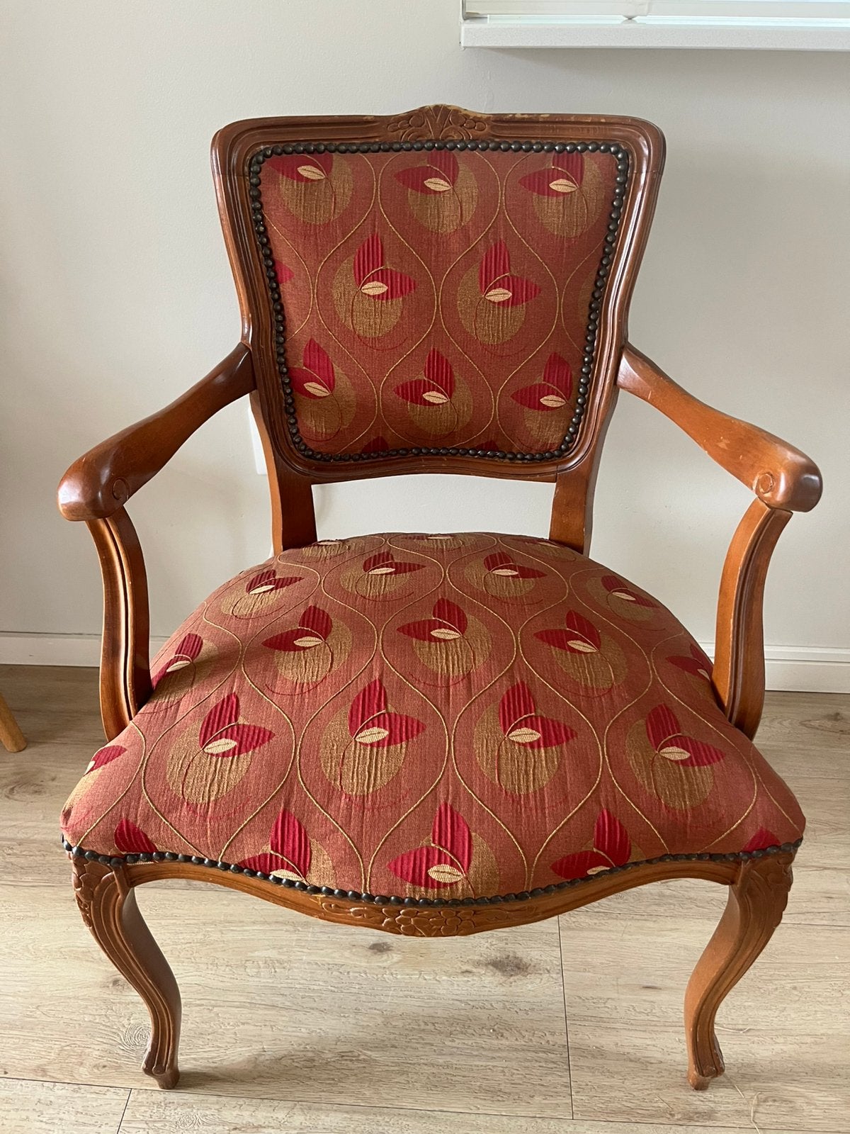 Klassieke fauteuil, Ophalen