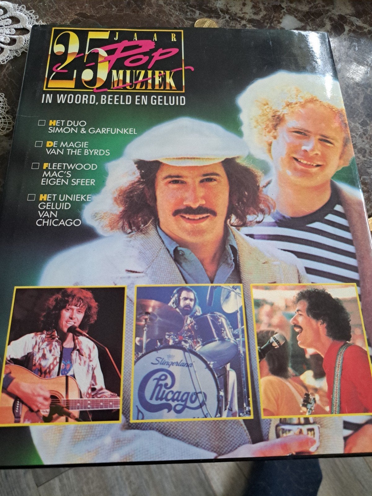 25 Jaar Pop Muziek: Simon & Garfunkel, Byrds, Fleetwood Mac, Boeken, Ophalen of Verzenden, Zo goed als nieuw