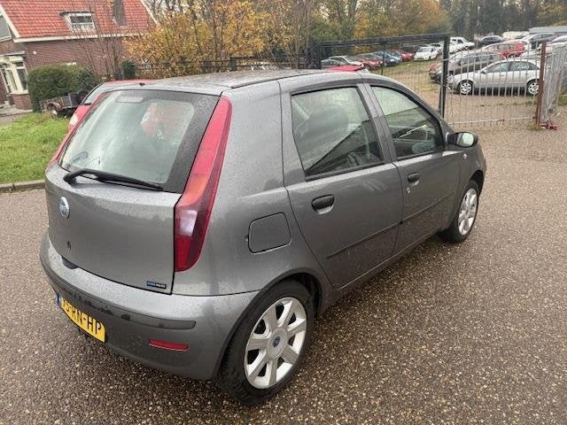 Fiat Punto 1.2 Young Airco Velg 2Eigenaar Elek.pakket Nieuwe, Voorwielaandrijving, Gebruikt, 4 cilinders, 850 kg