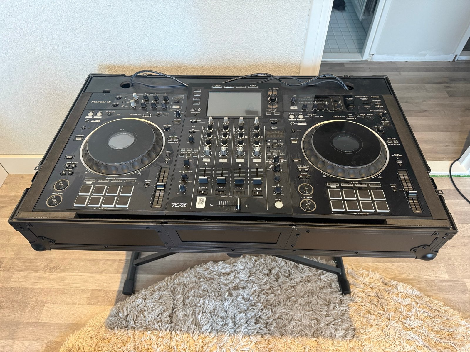 Pioneer XDJ-XZ | Compleet incl. Flightcase (Nieuwstaat), Muziek en Instrumenten, Dj-sets en Draaitafels, Ophalen, Zo goed als nieuw