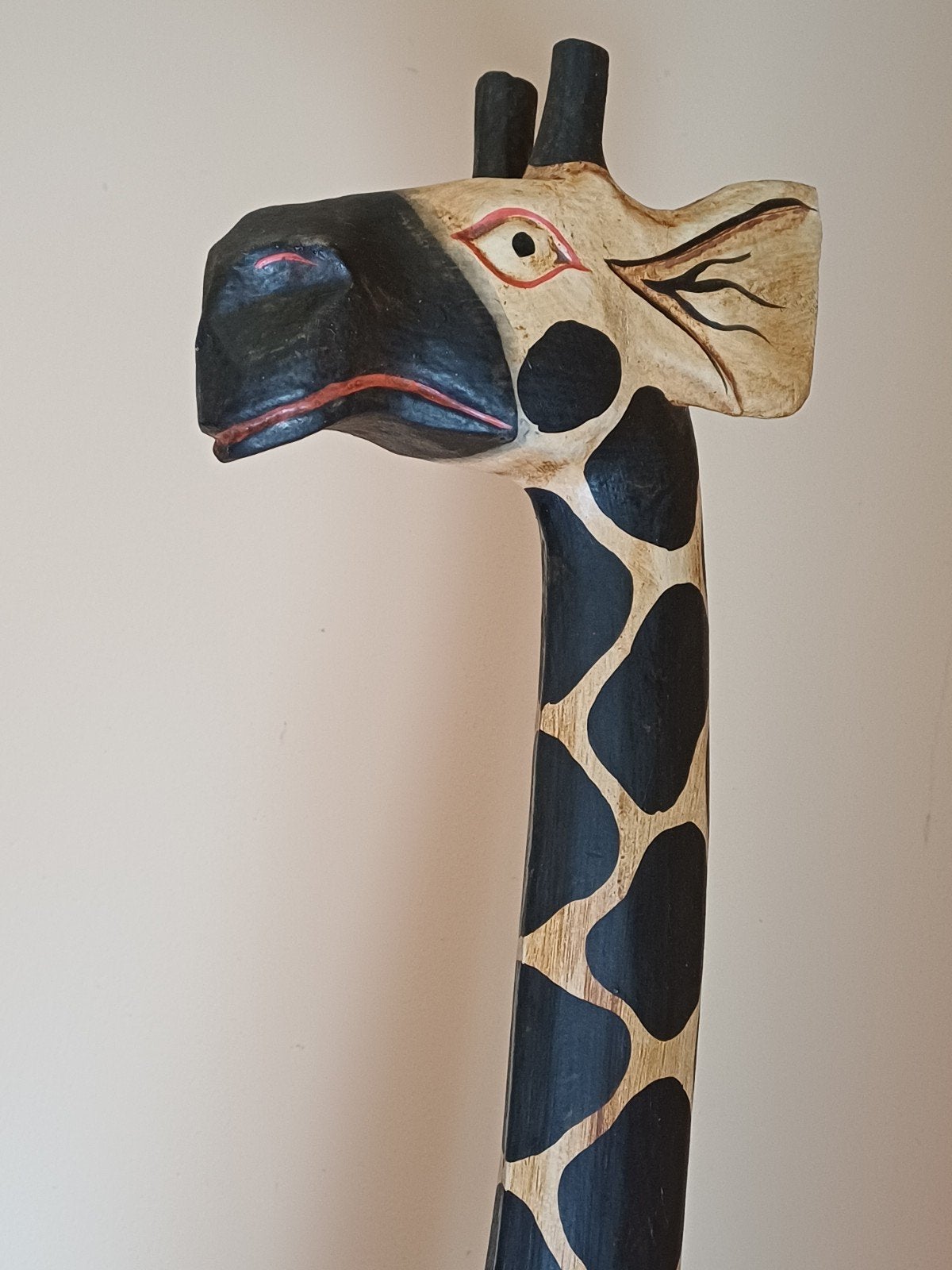 Grote houten giraffe sculptuur - handgemaakt, Antiek en Kunst, Ophalen, Handgemaakt, Zoogdier, 1 meter - 2 meter