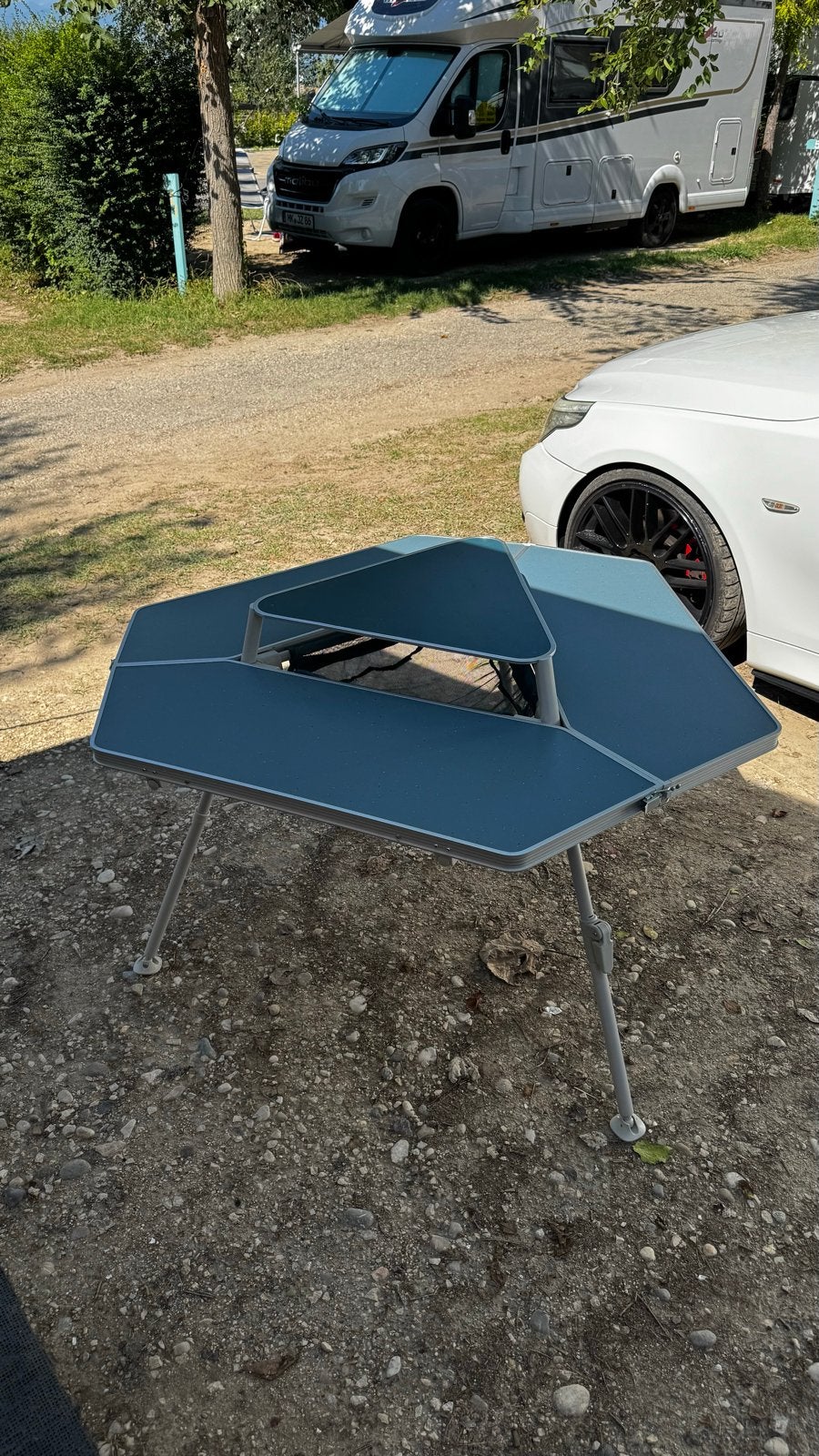 6-persoons kampeertafel - 9kg, Ophalen of Verzenden, Gebruikt, Campingtafel