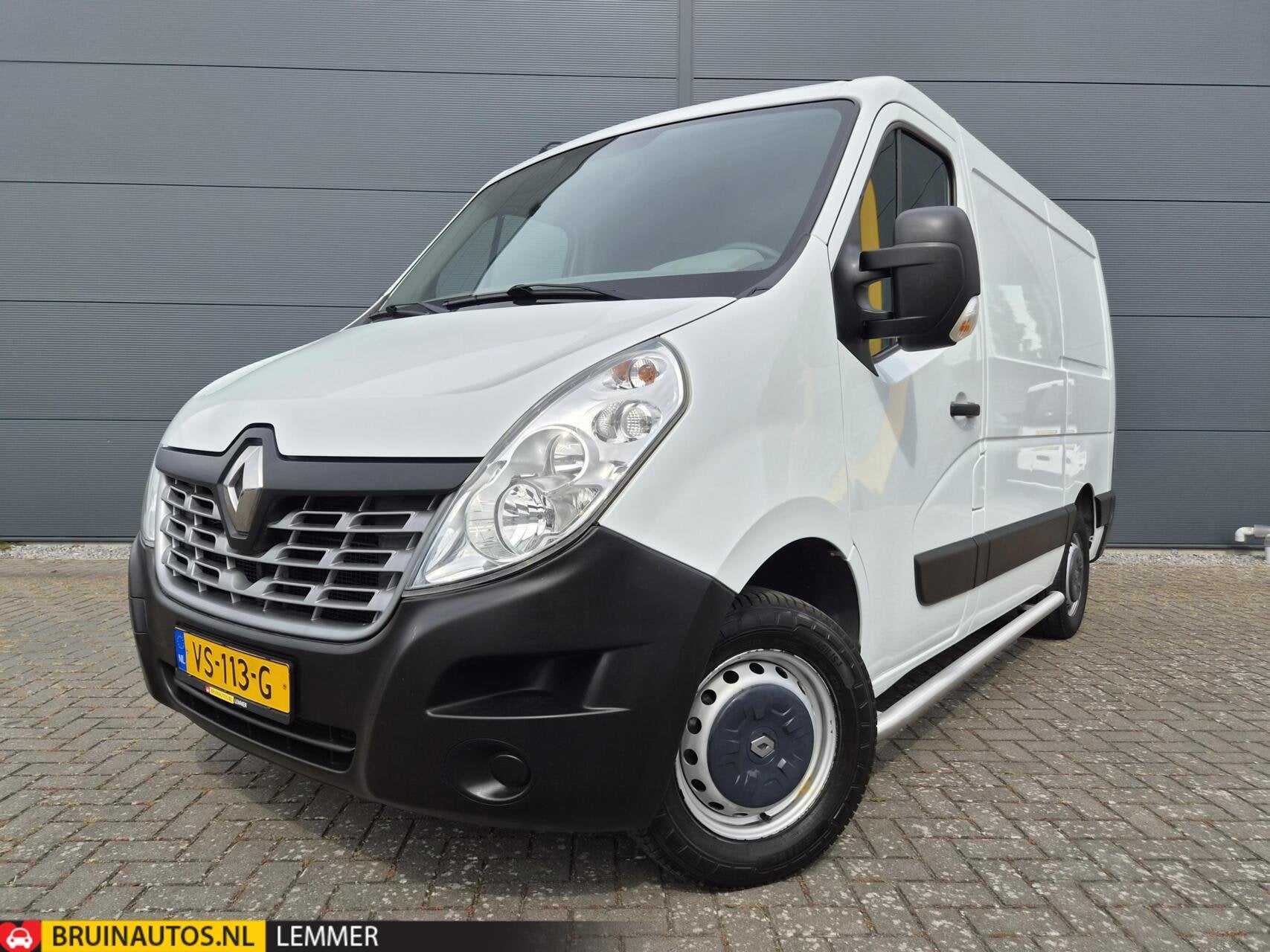 Renault Master 2.3 dCi L1H1 Cruise Navi 110 PK inrichting, Auto's, 13 km/l, Euro 5, Achterwielaandrijving, Gebruikt