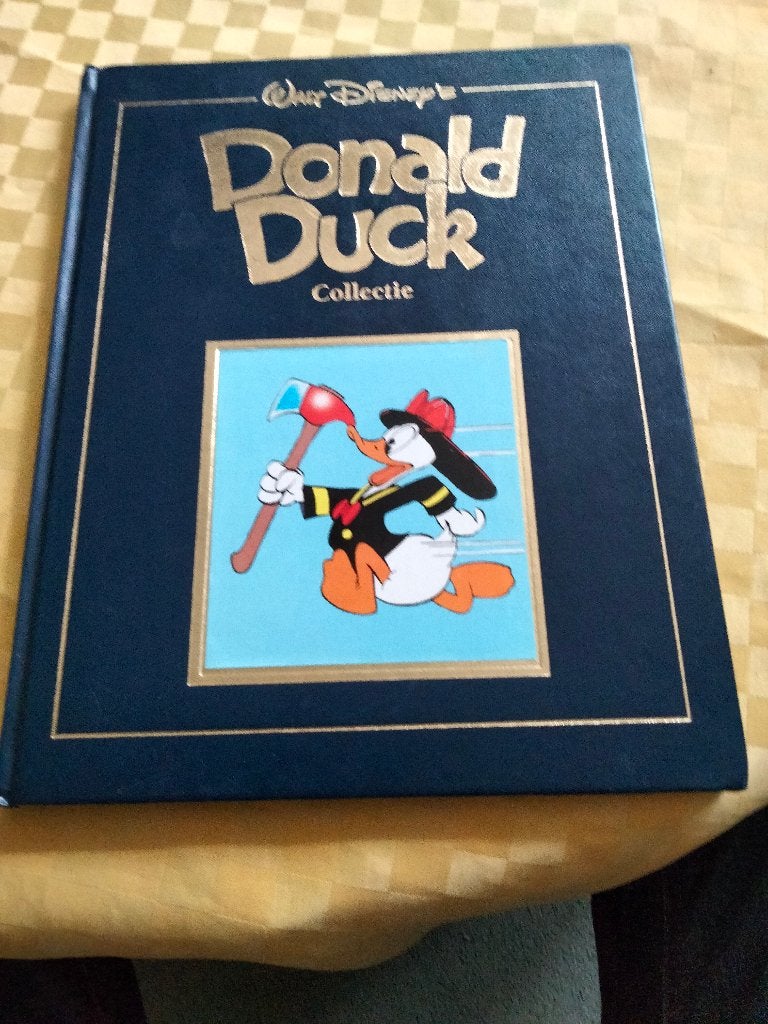 Donald Duck Collectie & De Buurtpolitie stripboek, Ophalen, Meerdere stripboeken, Walt Disney / Nix, Zo goed als nieuw