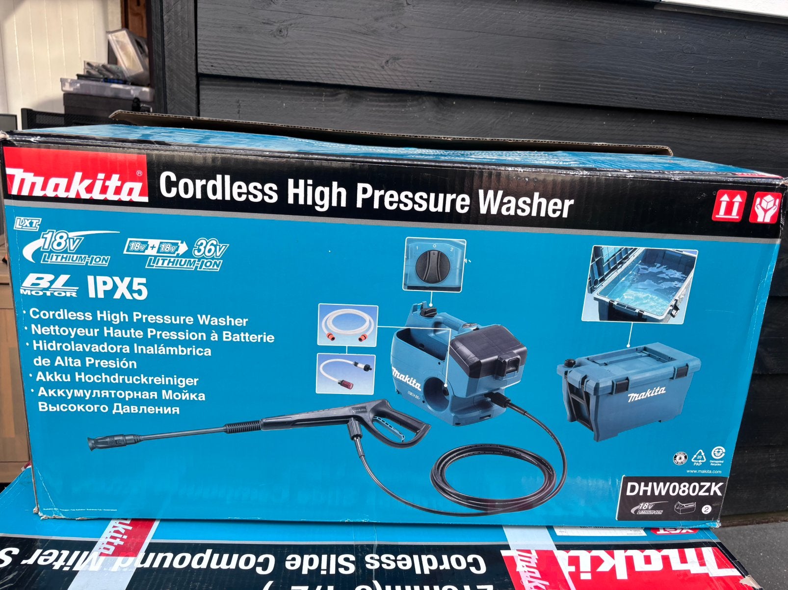 Makita DHW080Z Accu Hogedrukreiniger - Nagenoeg Nieuw, Ophalen of Verzenden, Zo goed als nieuw, Accu