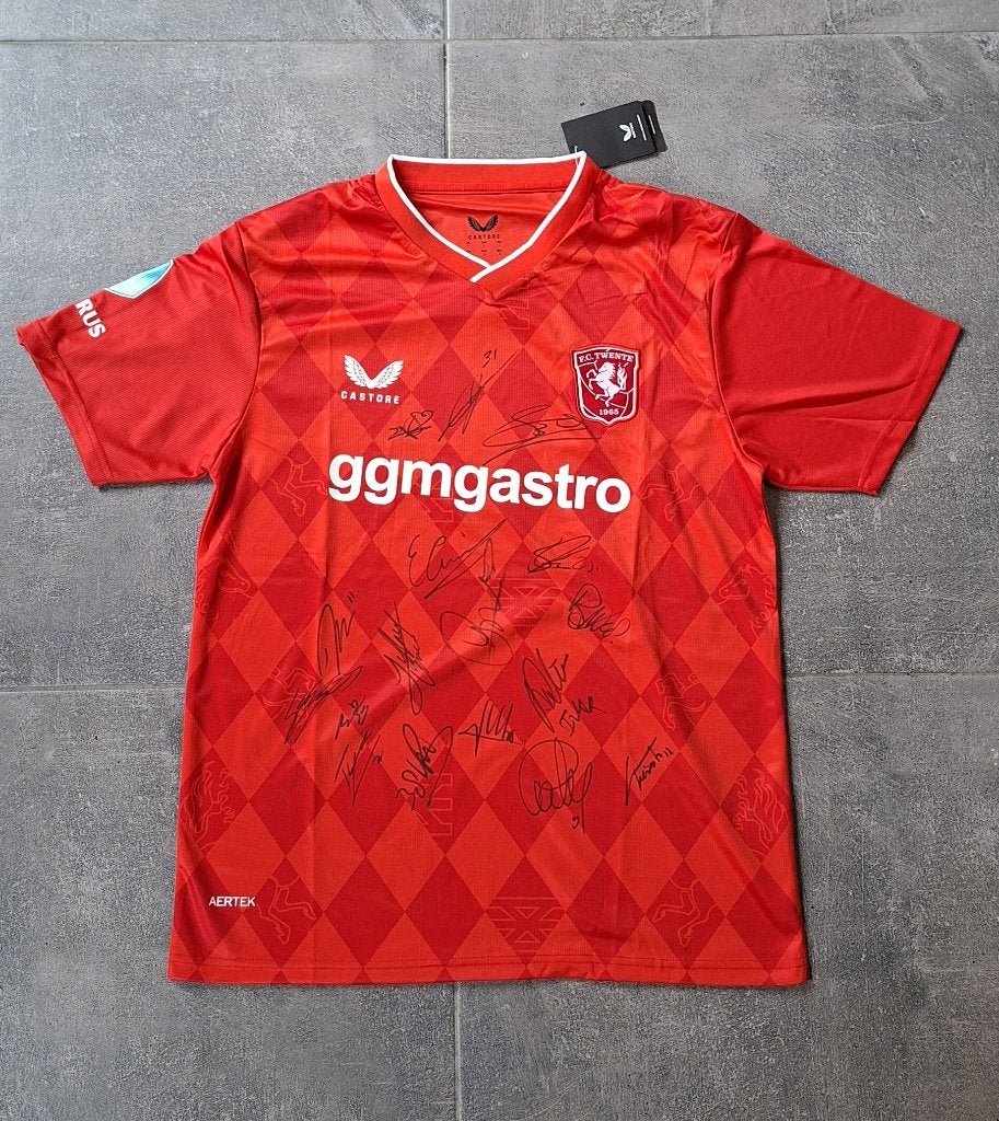 Shirt FC Twente met handtekeningen; selectie 25/26, Verzamelen, Ophalen of Verzenden, Nieuw, F.C. Twente, Shirt