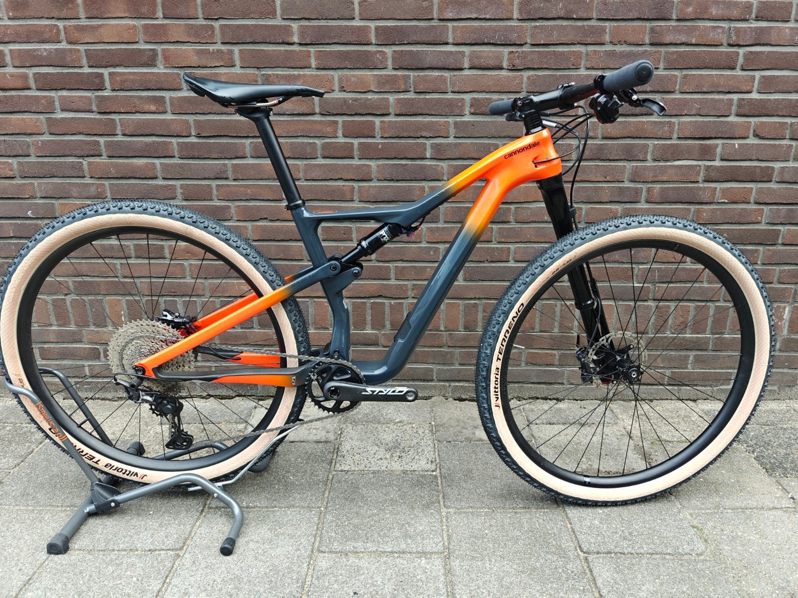 Cannondale Scalpel Crb 2 - Shimano XT, Lefty Ocho, Maat S, Gebruikt, Nederland@cannondale.nl, Fully, Geeresteinselaan 57