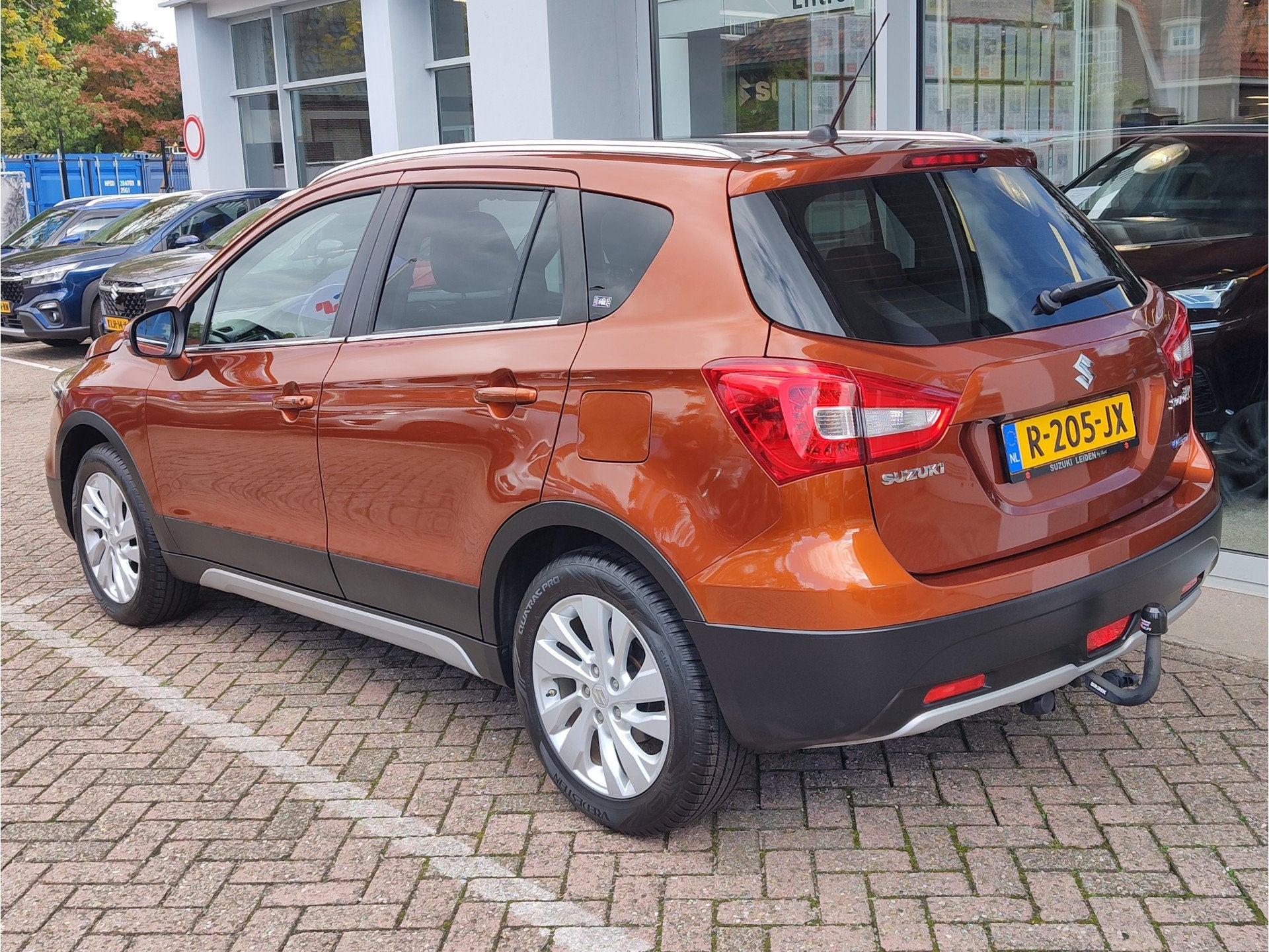 Suzuki S-Cross 1.4 BOOSTERJET SELECT SMART HYBRID Navi | Cam, Auto's, Voorwielaandrijving, Stof, 4 cilinders, 400 kg