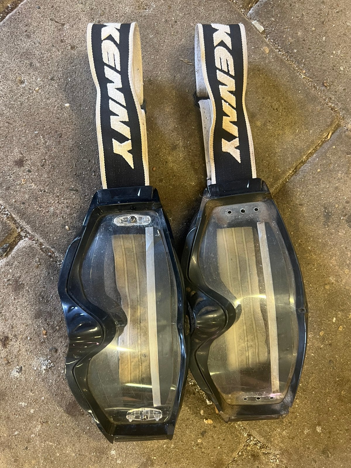 2 kenny crossbrillen voor 5€, Motoren, Kleding | Motorkleding, Ophalen of Verzenden, Tweedehands