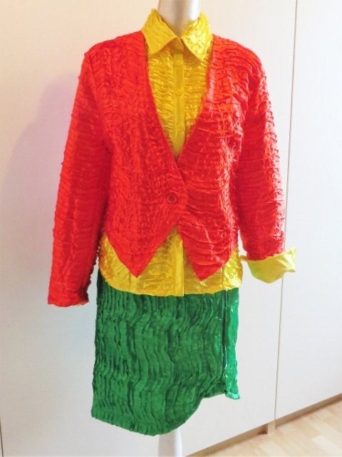 Te koop aangeboden: Carnaval set dames in 3 delen nieuw, Kleding | Dames, Maat 38/40 (M), Carnaval, Nieuw, Ophalen of Verzenden