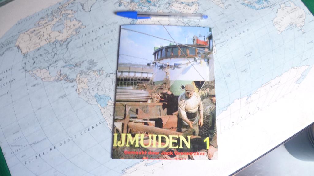 IJmuiden Visserij - 8 pag.  Boekje gemaakt door mij., Verzenden, Nieuw, Motorboot, Boek of Tijdschrift