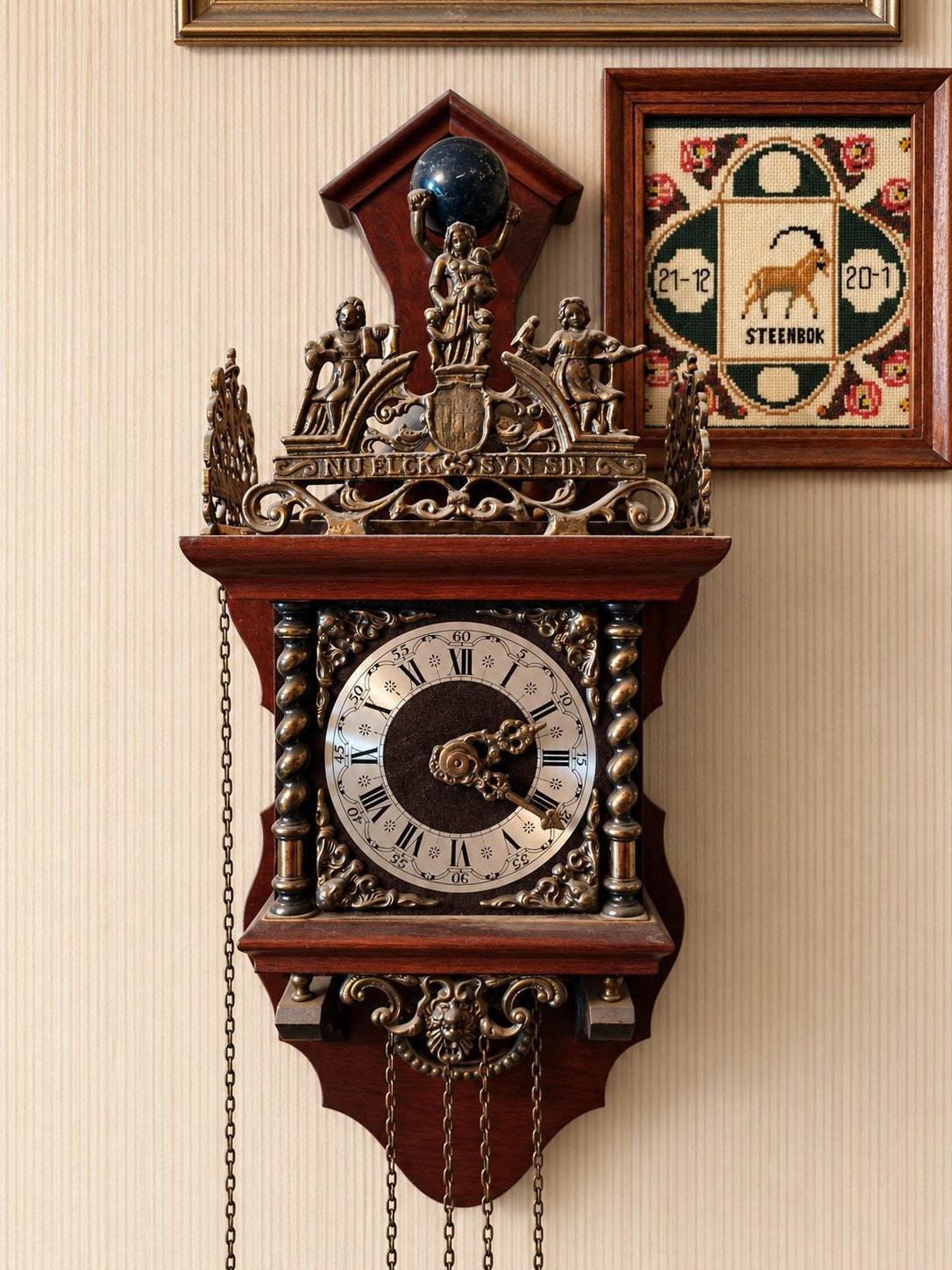 Antieke Zaanse Klok - Prachtig Houten Wandklok, Antiek en Kunst, Ophalen of Verzenden