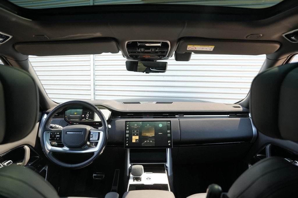 Land Rover Range Rover 3.0 P550e Autobiography PHEV NL auto, Auto's, Land Rover, Automaat, Gebruikt, 3000 kg, Bedrijf