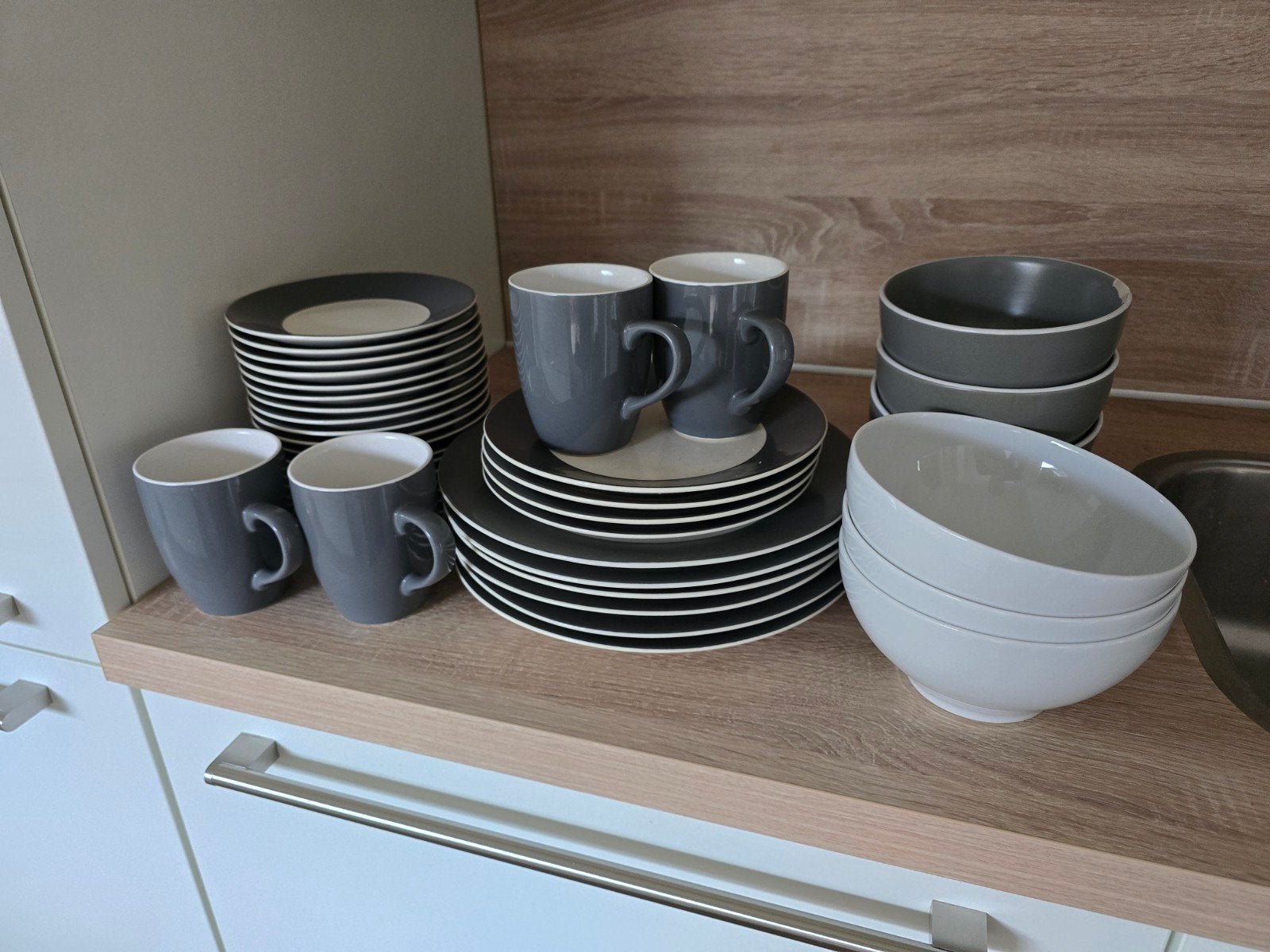 GRATIS servies bekers, borden, kommen en schotels, Ophalen, Gebruikt, Bord(en), Overige stijlen