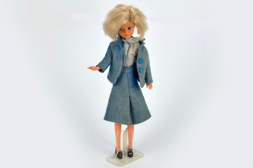 VINTAGE BARBIE POP MARY QUANT DAISY, Verzamelen, Poppen, Ophalen of Verzenden, Gebruikt, Kleertjes
