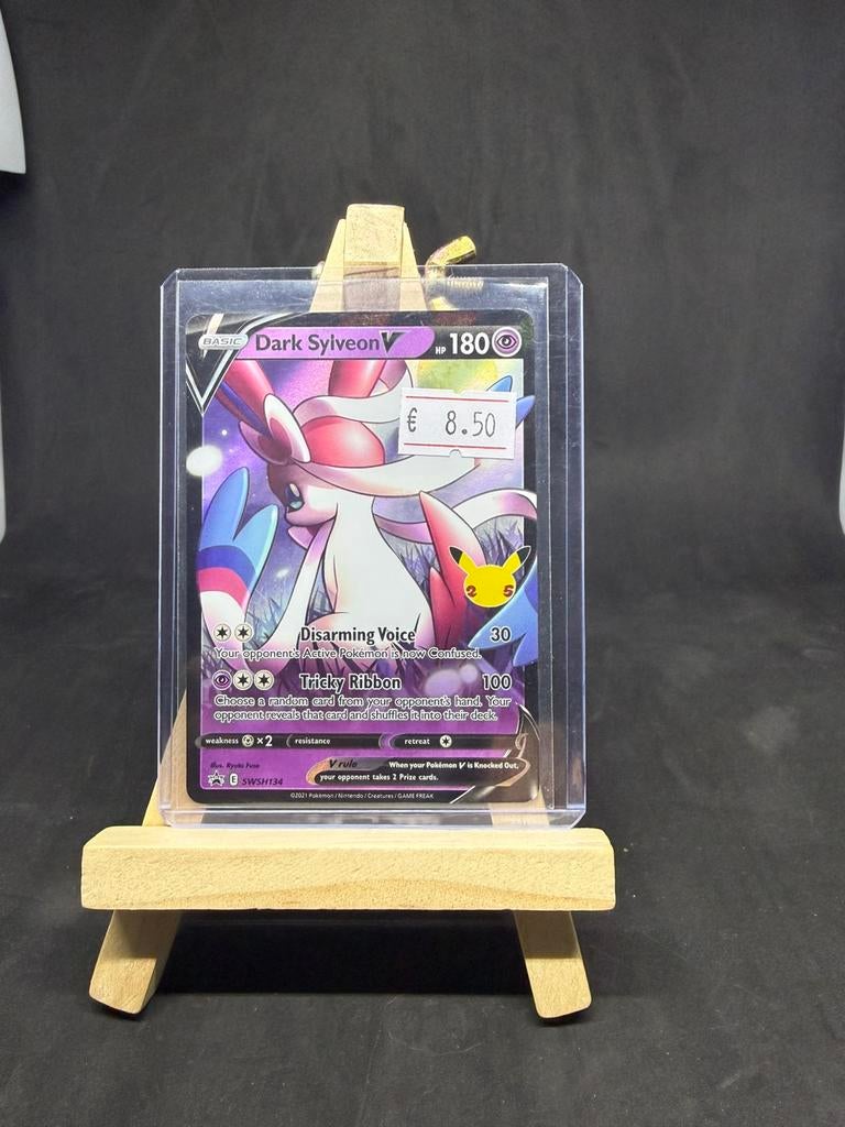 Dark sylveon v swsh134 nm/nm, Ophalen of Verzenden, Zo goed als nieuw