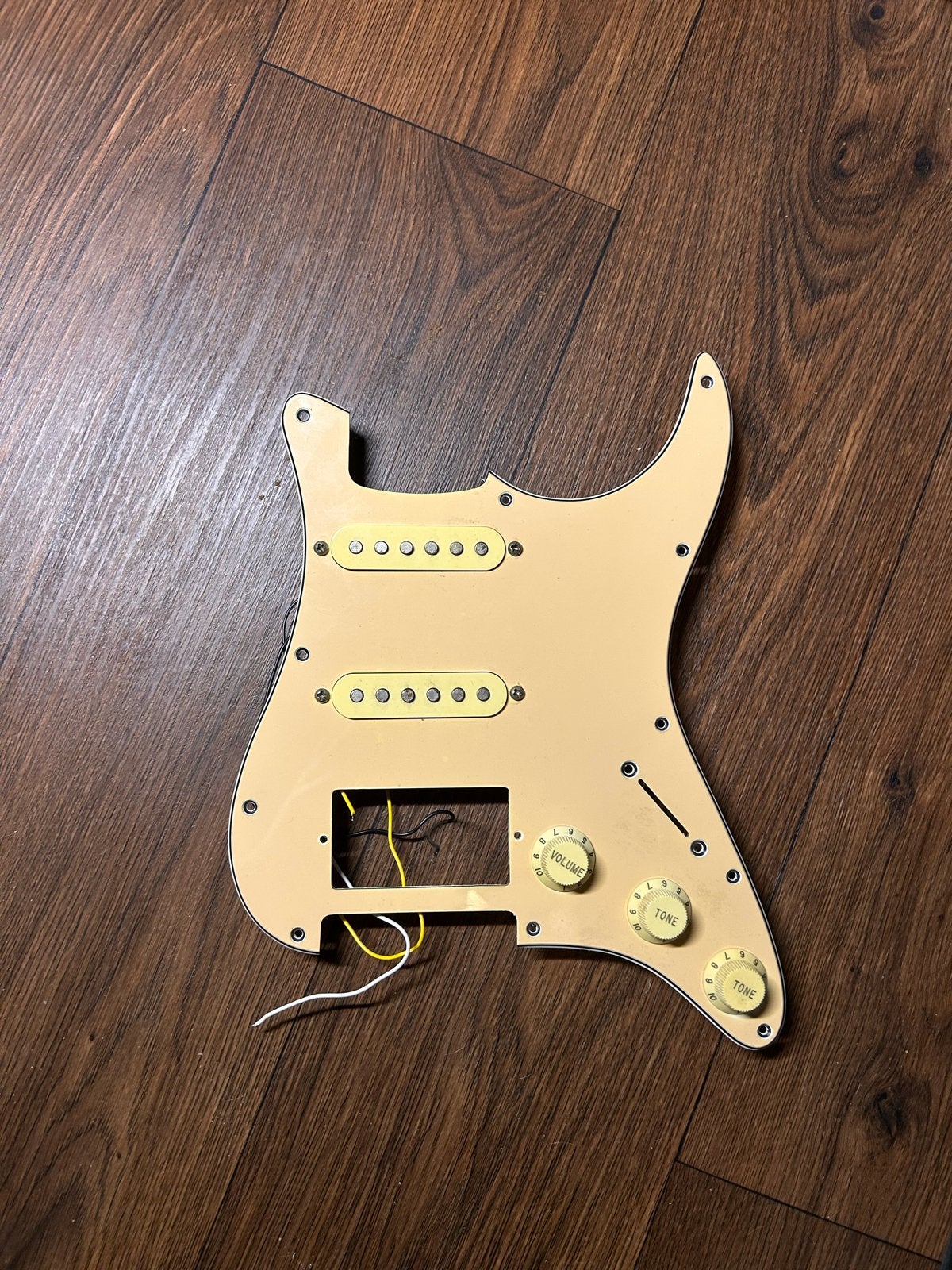 Vintage Squier Stratocaster Pickguard met Pickups & Knobs, Verzenden, Gebruikt, Elektrische gitaar