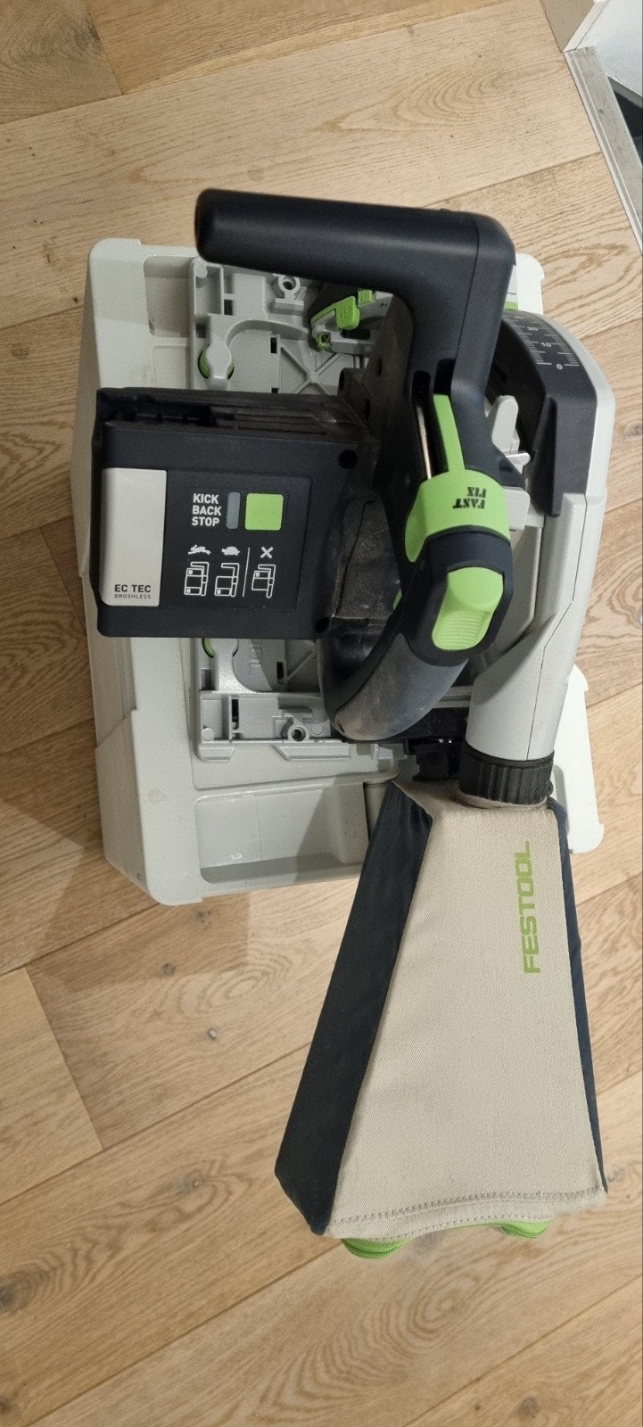 Festool TSC 55 KEB Accu invalzaag - Zo goed als nieuw