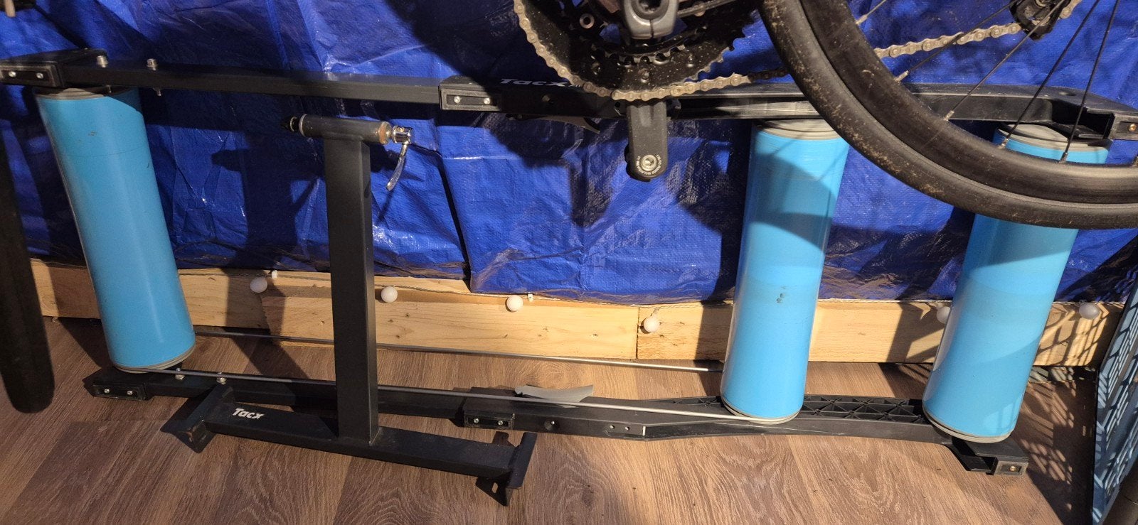 tacx trainer met trainingswiel, 55 cm of meer, Ophalen, Minder dan 10 versnellingen