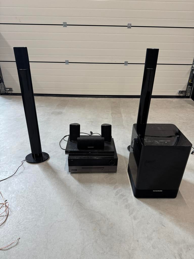 Harman Kardon Dolby Atmos 5.1 Surround Set met Subwoofer, Audio, Tv en Foto, Home Cinema-sets, Ophalen, Zo goed als nieuw, 5.1-systeem