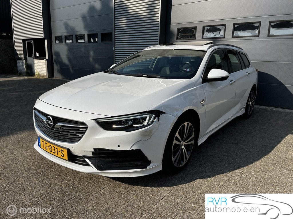 Opel Insignia Sports Tourer 1.5 Turbo OPC LINE / PANODAK, Voorwielaandrijving, 730 kg, Gebruikt, 4 cilinders