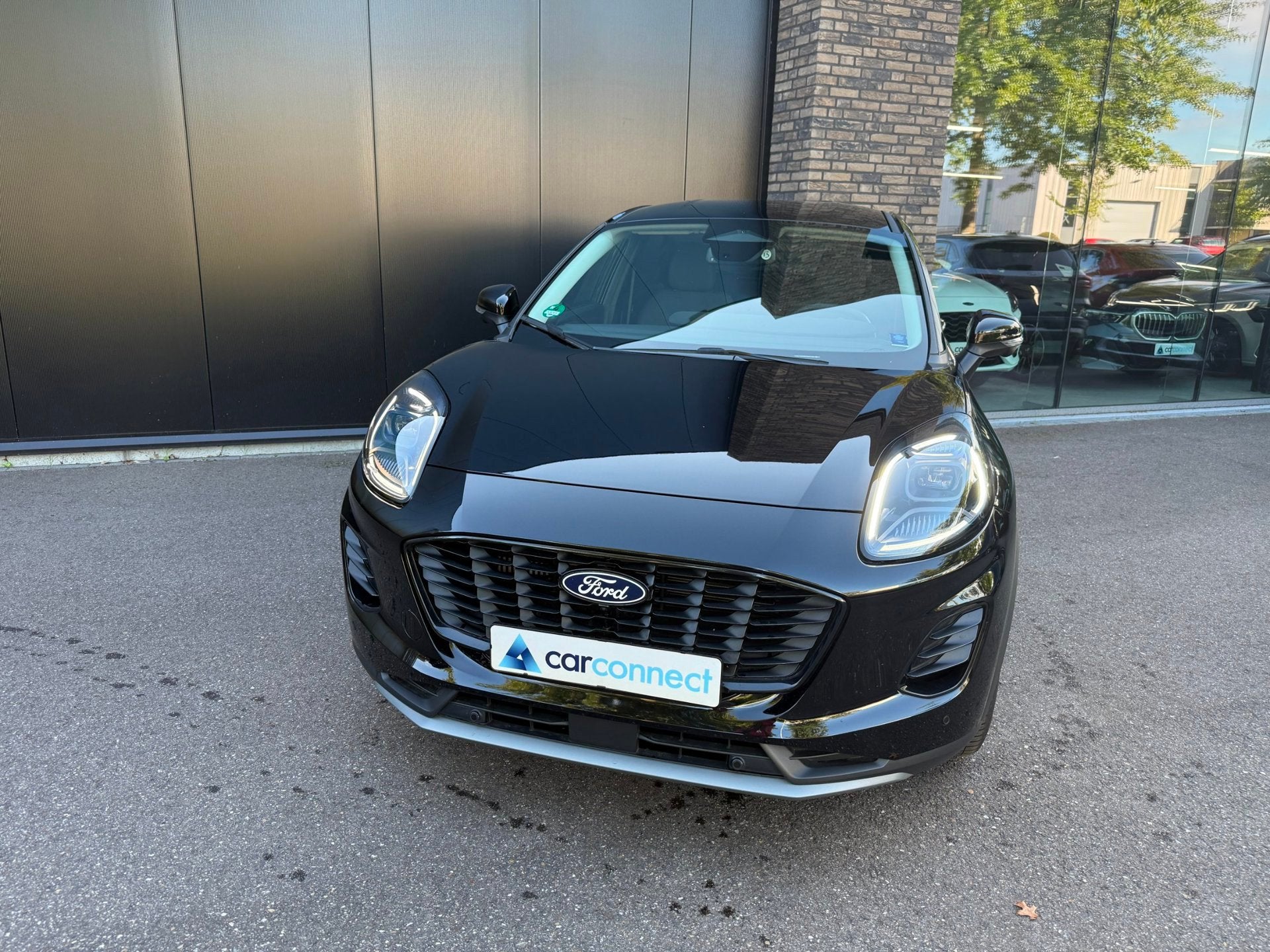 Ford Puma 1.0 Eco 125pk AUT. Titanium Navi, Winter, 360-grad, Auto's, Dealer onderhouden, Zwart, Zwart, Particulier