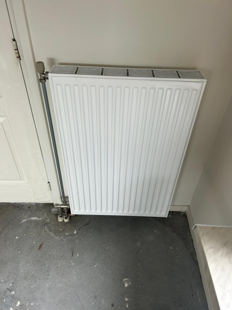 radiatoren, Ophalen, 30 tot 80 cm, Radiator, Zo goed als nieuw