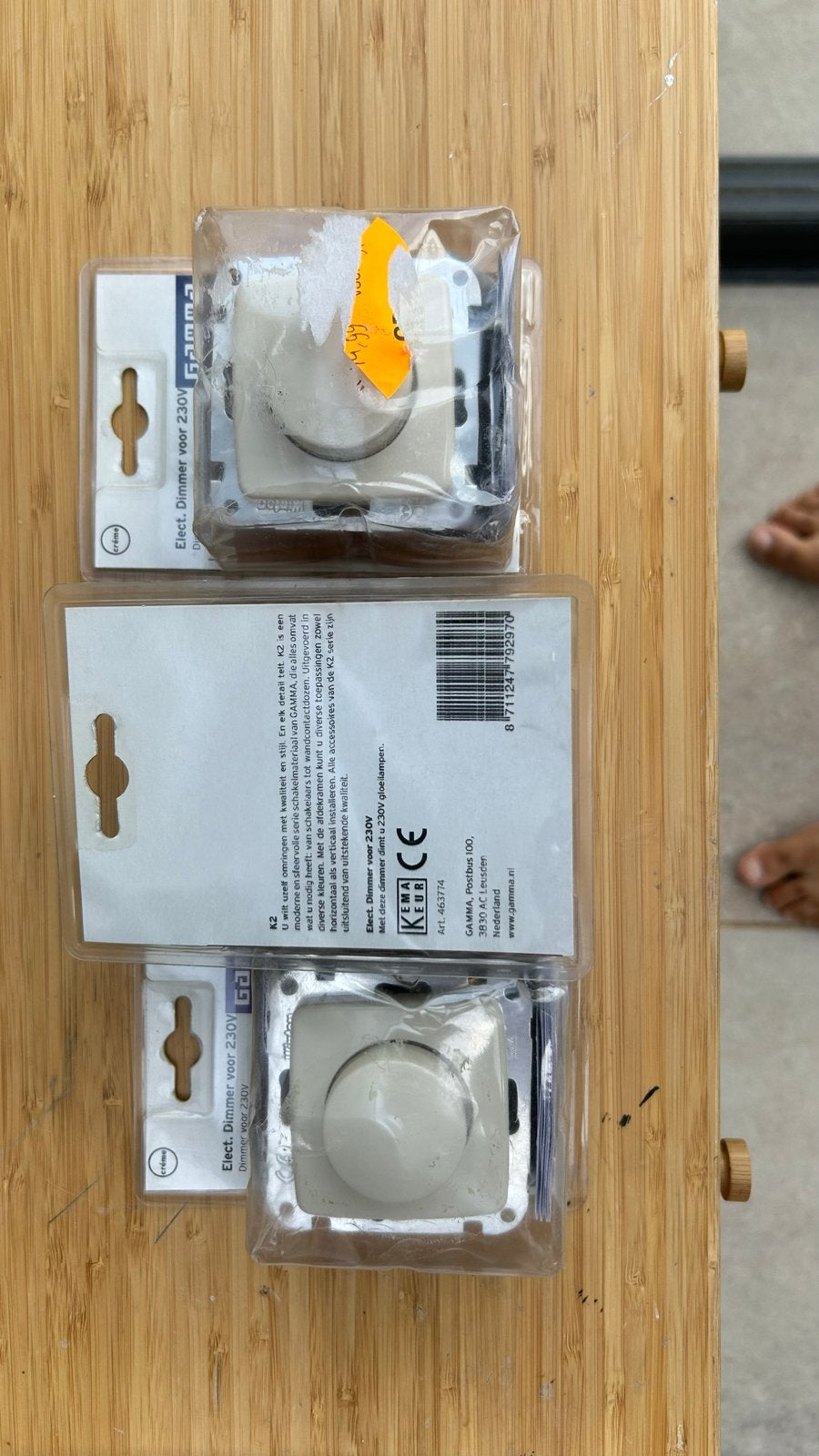 Foto 2 van Dimmer voor 230V - Nieuw in verpakking