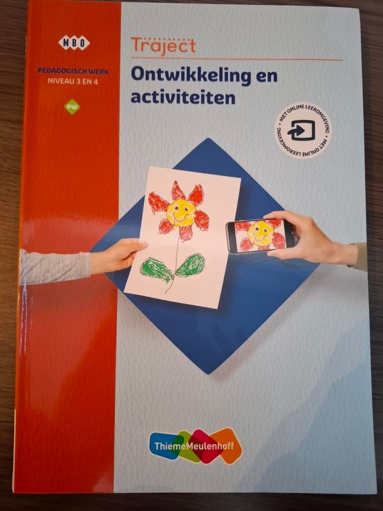 MBO Traject Pedagogisch Werk: Ontwikkeling en Activiteiten, Ophalen of Verzenden, Zo goed als nieuw, MBO, A.C. Verhoef