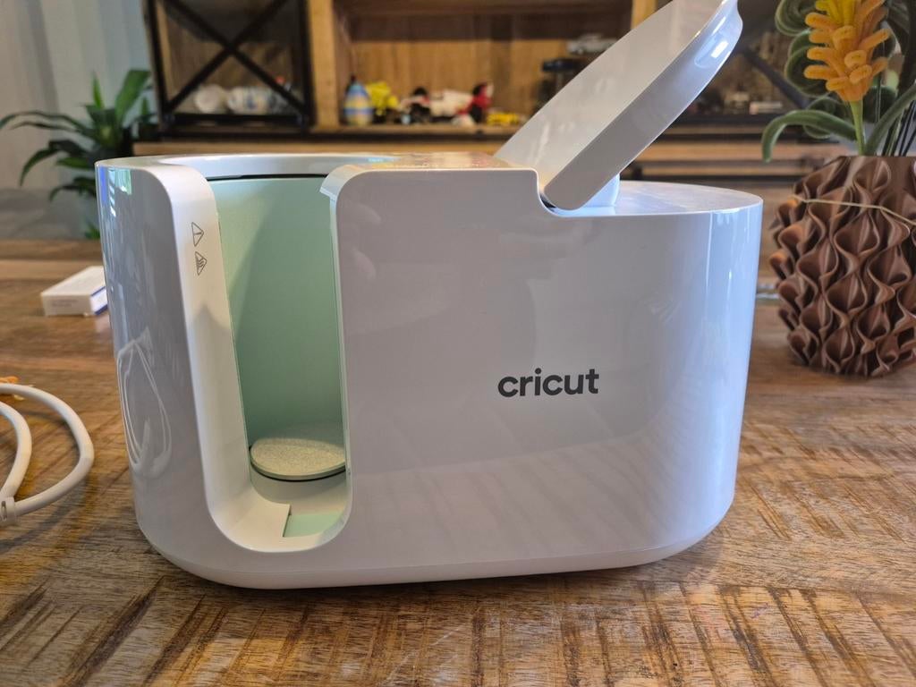 Cricut Mug Press - Personaliseer je eigen mokken, Ophalen of Verzenden, Zo goed als nieuw, Kunststof, Machine