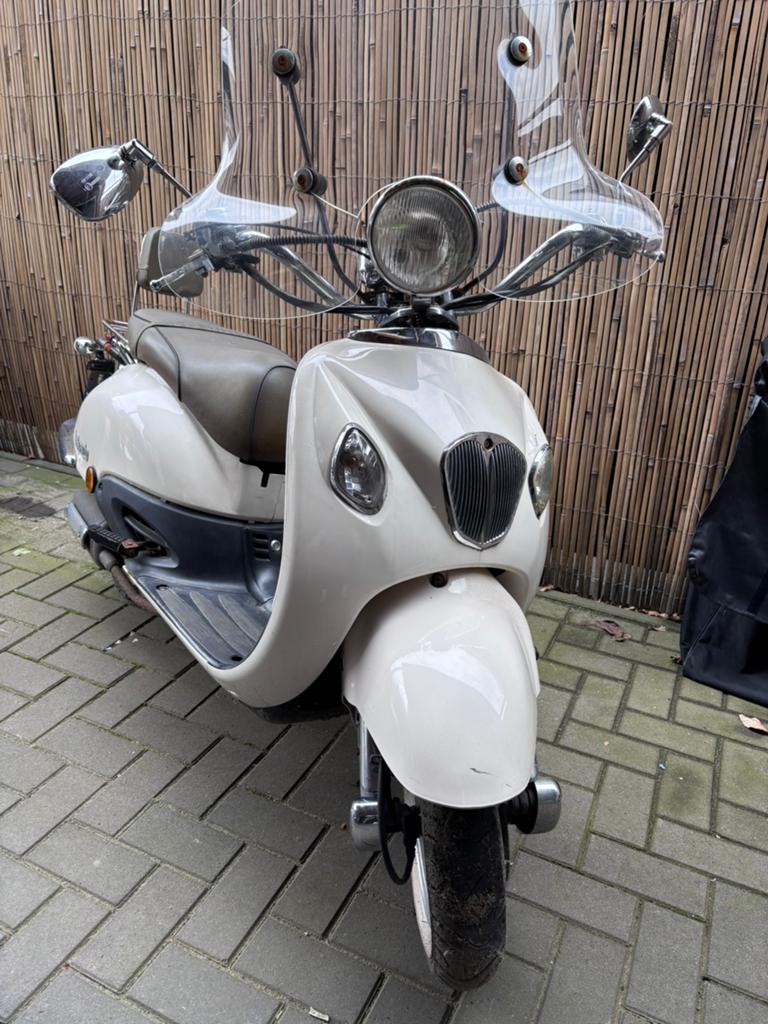 Scooter (parelmoer), Overige merken, Gebruikt, Ophalen of Verzenden, Benzine