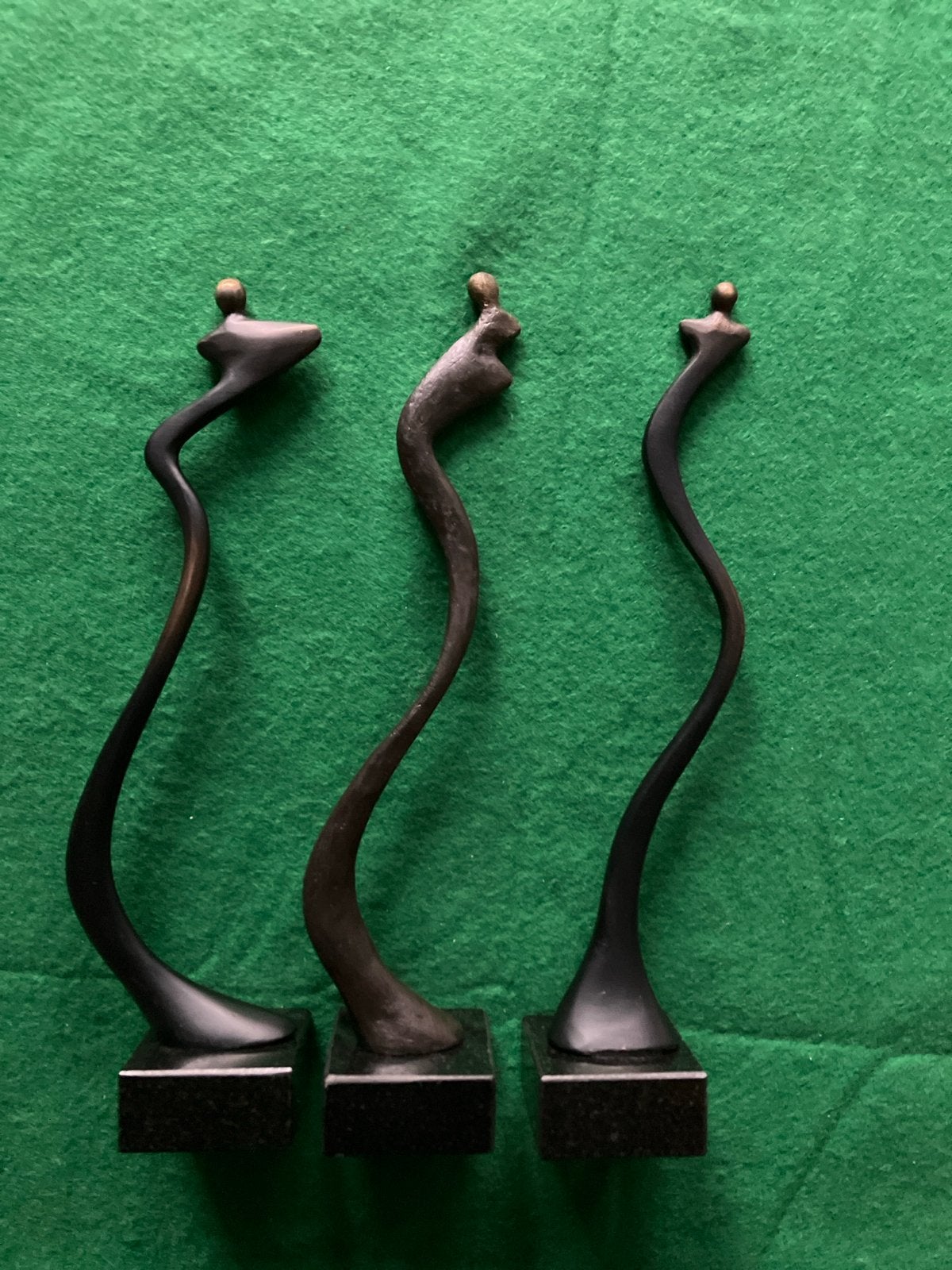 Set van 3 moderne bronzen beelden op sokkel Corry Ammerlaan, Antiek en Kunst, Kunst | Beelden en Houtsnijwerken, Ophalen of Verzenden