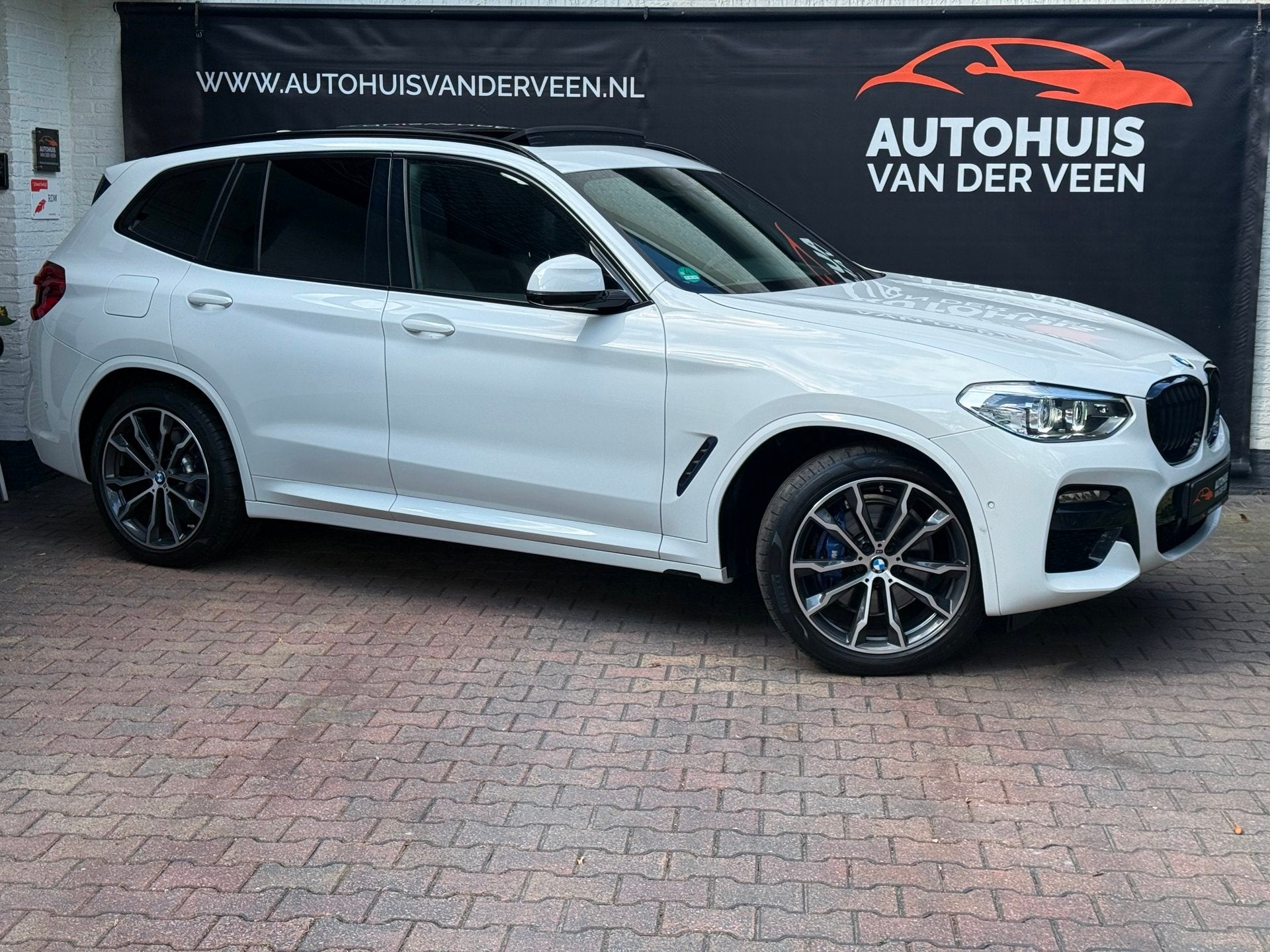 BMW X3 XDrive30e High M Sport, ACC/Leer/Virtual/Camera/Etc!, Auto's, Gebruikt, 4 cilinders, Bedrijf, 184 pk