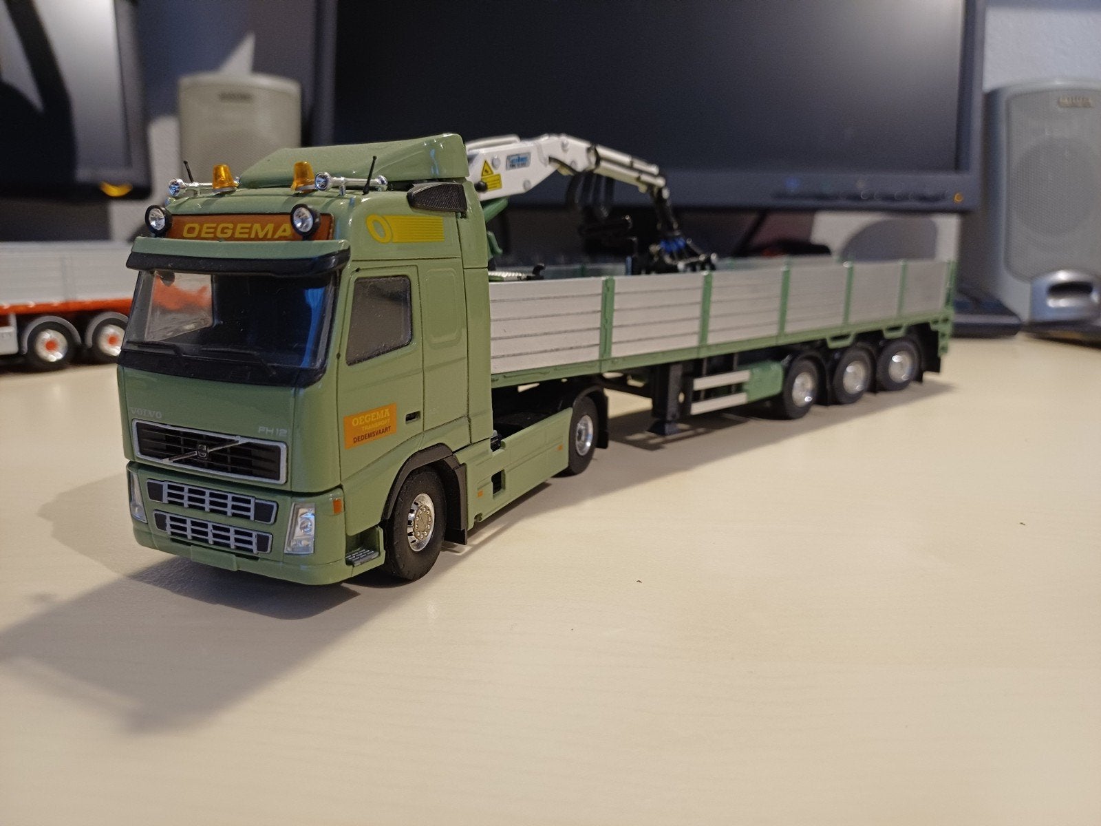 Tekno Volvo FH met steentrailer Oegema Dedemsvaart, Ophalen of Verzenden, Bus of Vrachtwagen, Tekno