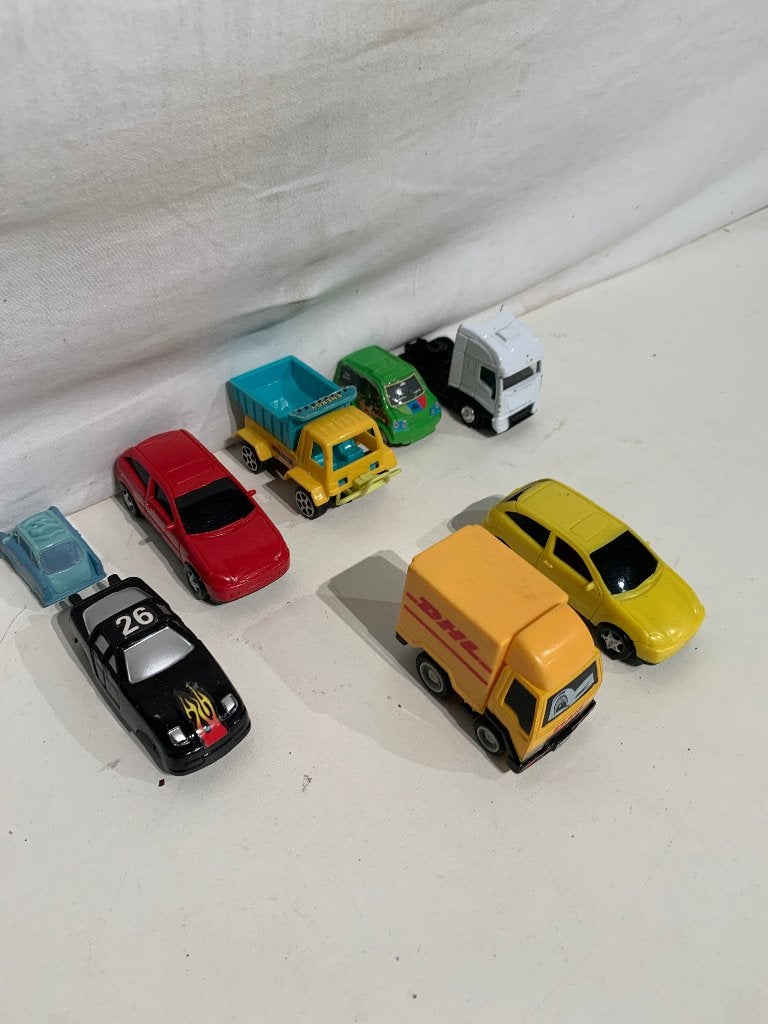 8 speelgoed auto's, Kinderen en Baby's, Ophalen of Verzenden, Niet bekend, Niet bekend, Niet bekend