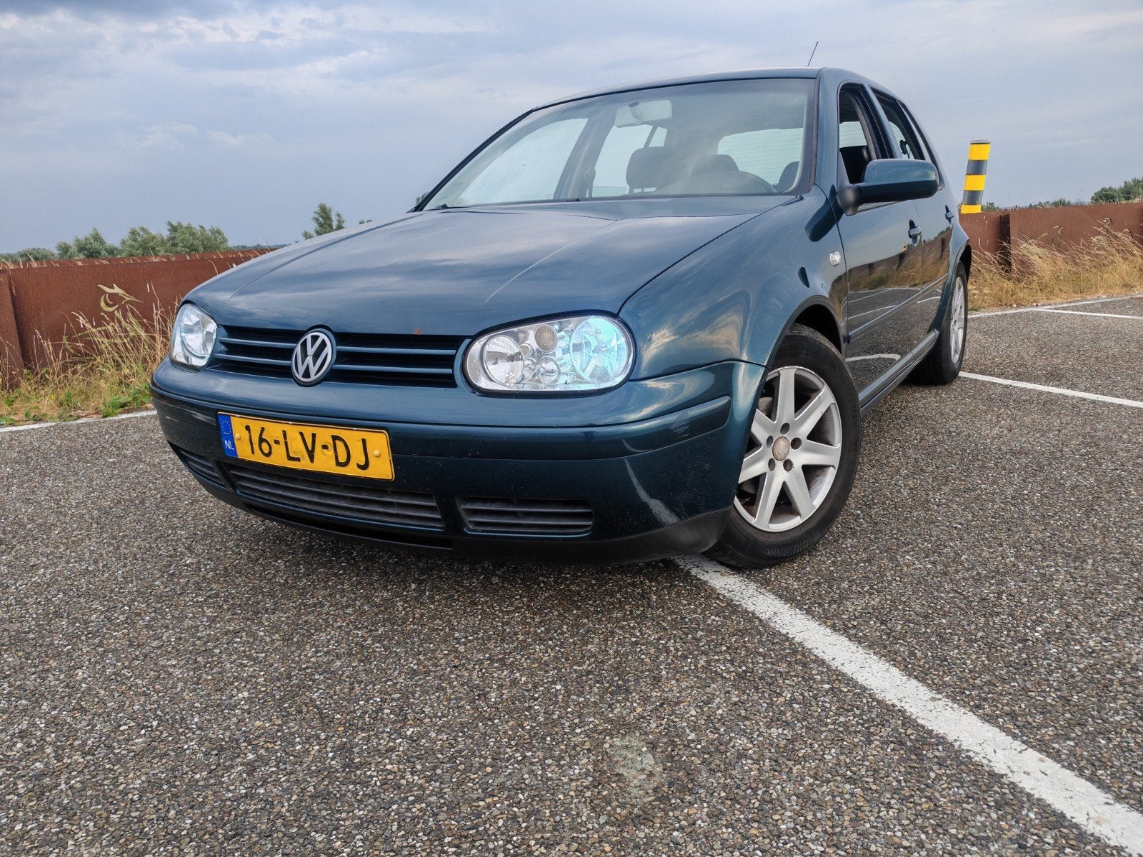 Volkswagen vw Golf 4 1.6 16v ocean 2003 NAP, Auto-onderdelen, Ophalen, Bumper
