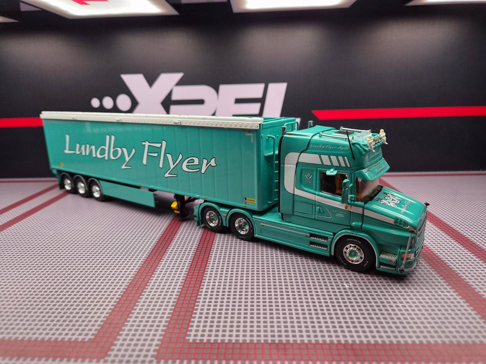 1/50 Scania Torpedo T730 Topline Lundby Flyer Danmark, Hobby en Vrije tijd, Ophalen of Verzenden, Zo goed als nieuw, Bus of Vrachtwagen