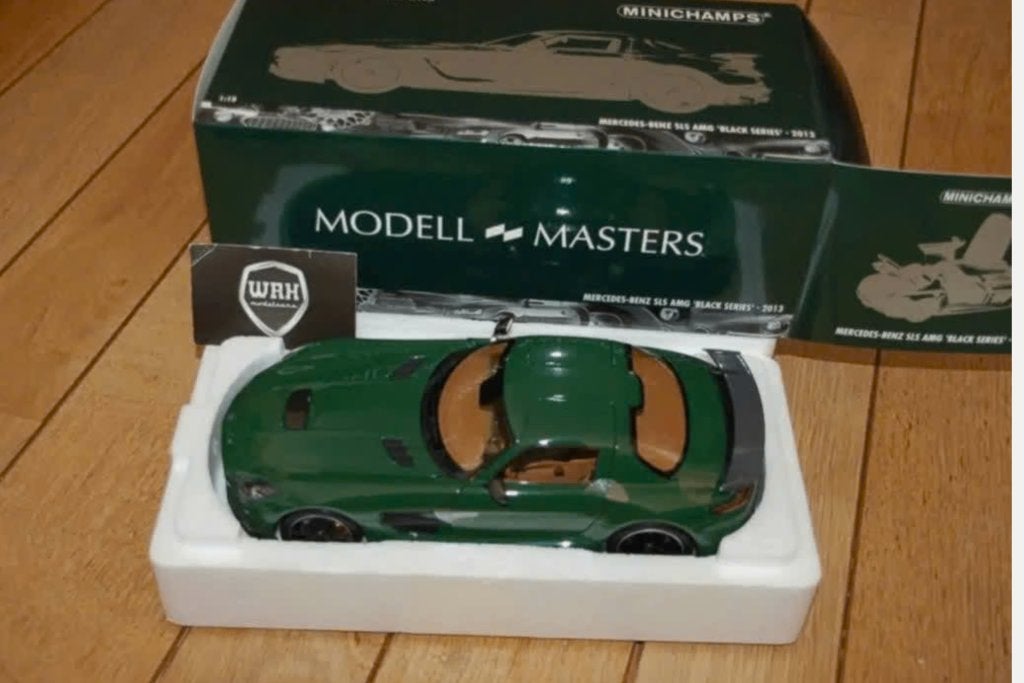 1:18 NEW! MERCEDES SLS AMG BLACK SERIES green Minichamps WRH, Verzenden, Nieuw, Auto, MiniChamps