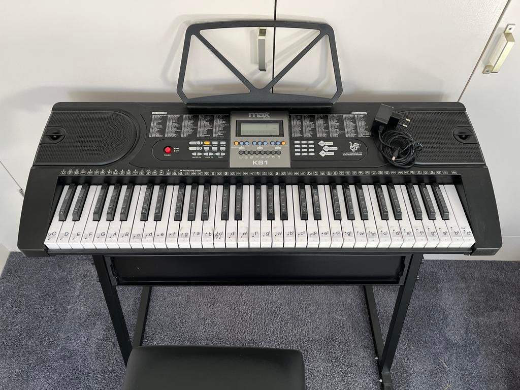 Keyboard Max Music KB1, Muziek en Instrumenten, Keyboards, 61 toetsen, Zo goed als nieuw, Met standaard, Ophalen