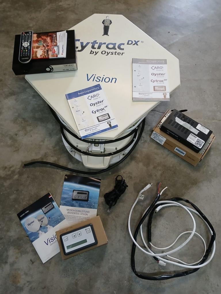 Oyster Cytrac DX Vision schotelantenne set, Ophalen of Verzenden, Gebruikt, (Schotel)antenne, Overige merken