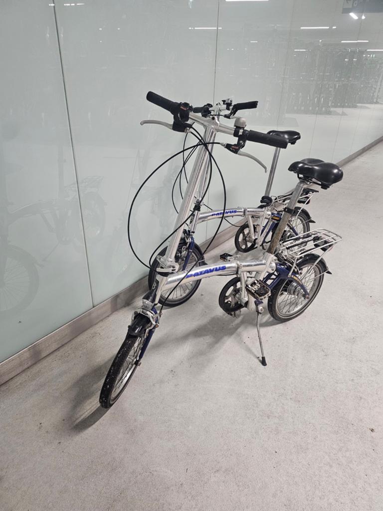 2X Batavus Vice Versa aluminium vouwfietsen met riemaandrijv, Fietsen en Brommers, Fietsen | Vouwfietsen, Terugtraprem, Gebruikt