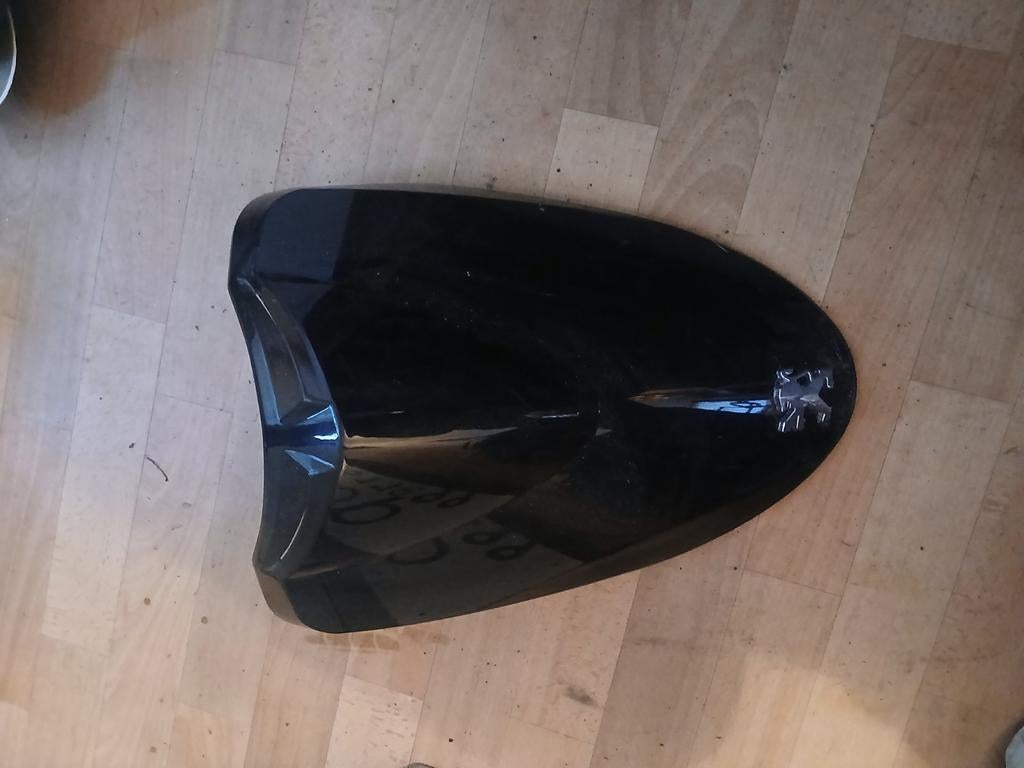 Peugeot v clic voorkap, Fietsen en Brommers, Brommeronderdelen | Scooters, Ophalen of Verzenden, Gebruikt, Kap, Peugeot
