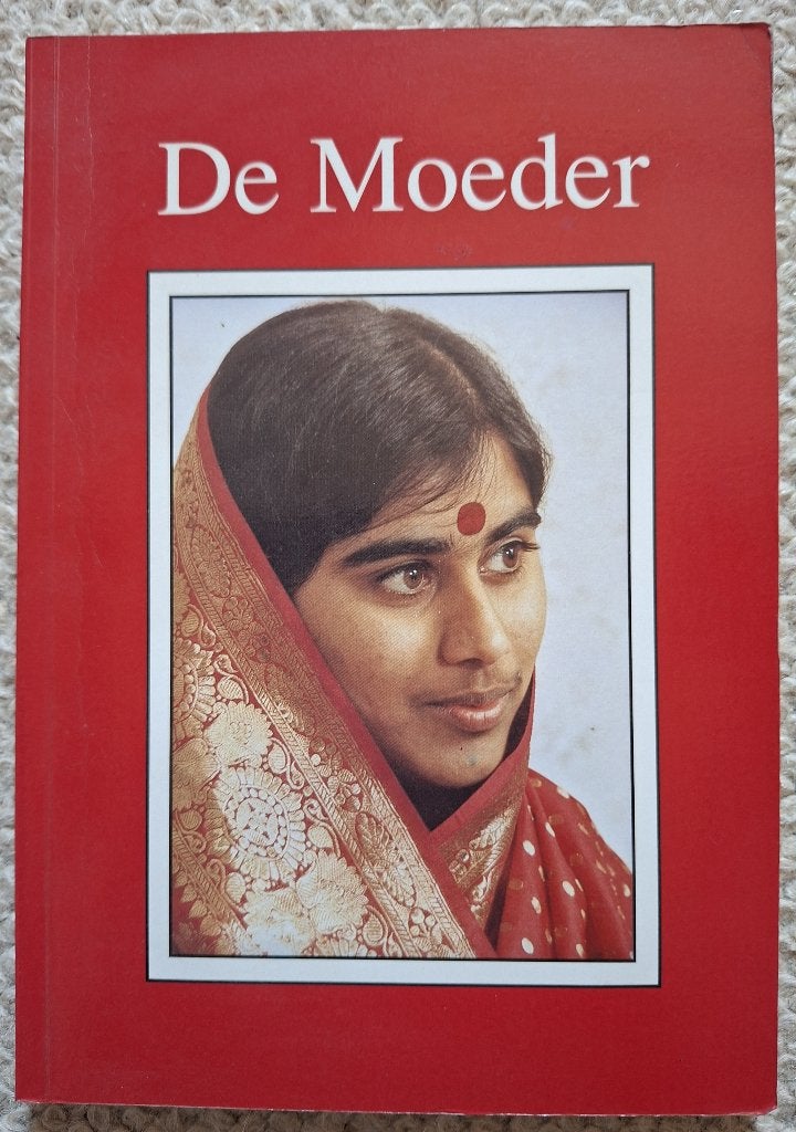 De Moeder (Moeder Meera) - Adilaksmi, Ophalen of Verzenden, Gelezen, Spiritualiteit algemeen, Achtergrond en Informatie